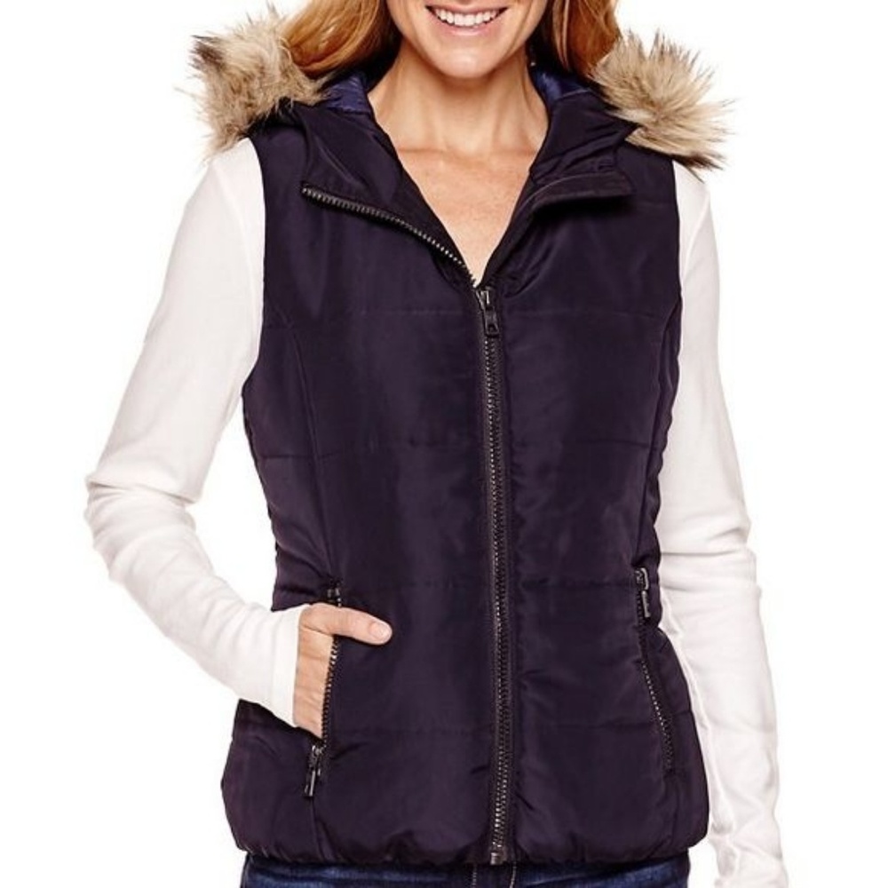 Hooded Quilted Vest w/ Detachable Fur Navy  L